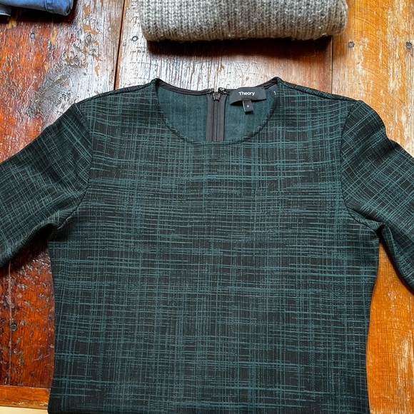 Black/Green Theory Dress - Picture 3 of 6